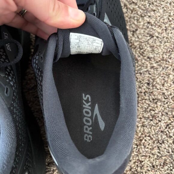 Women's Brooks Ghost 14 Sneakers - Picture 4 of 5